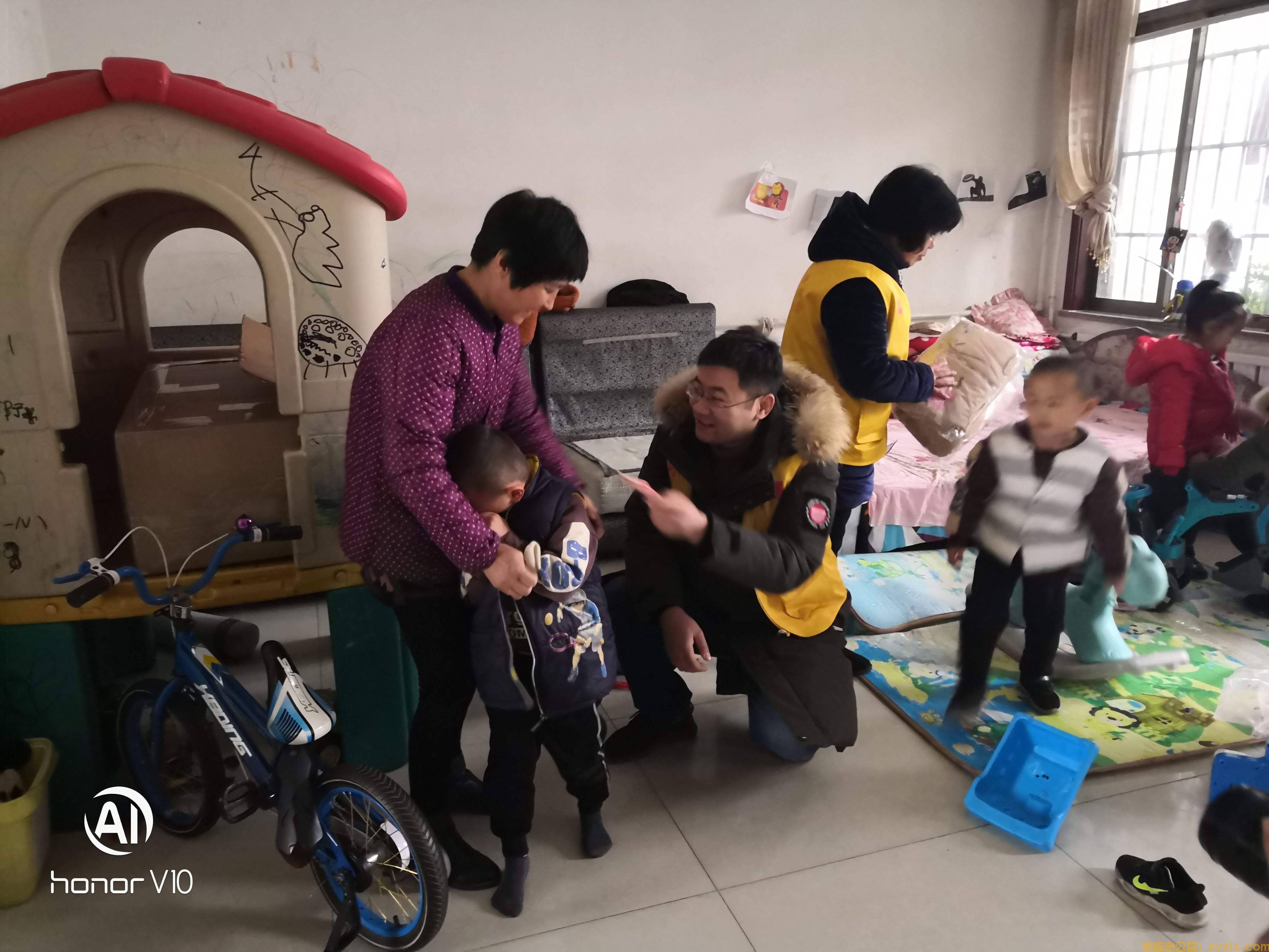 新年献礼~心连心助学走进卞桥镇中学、平邑街道部分村(图12)