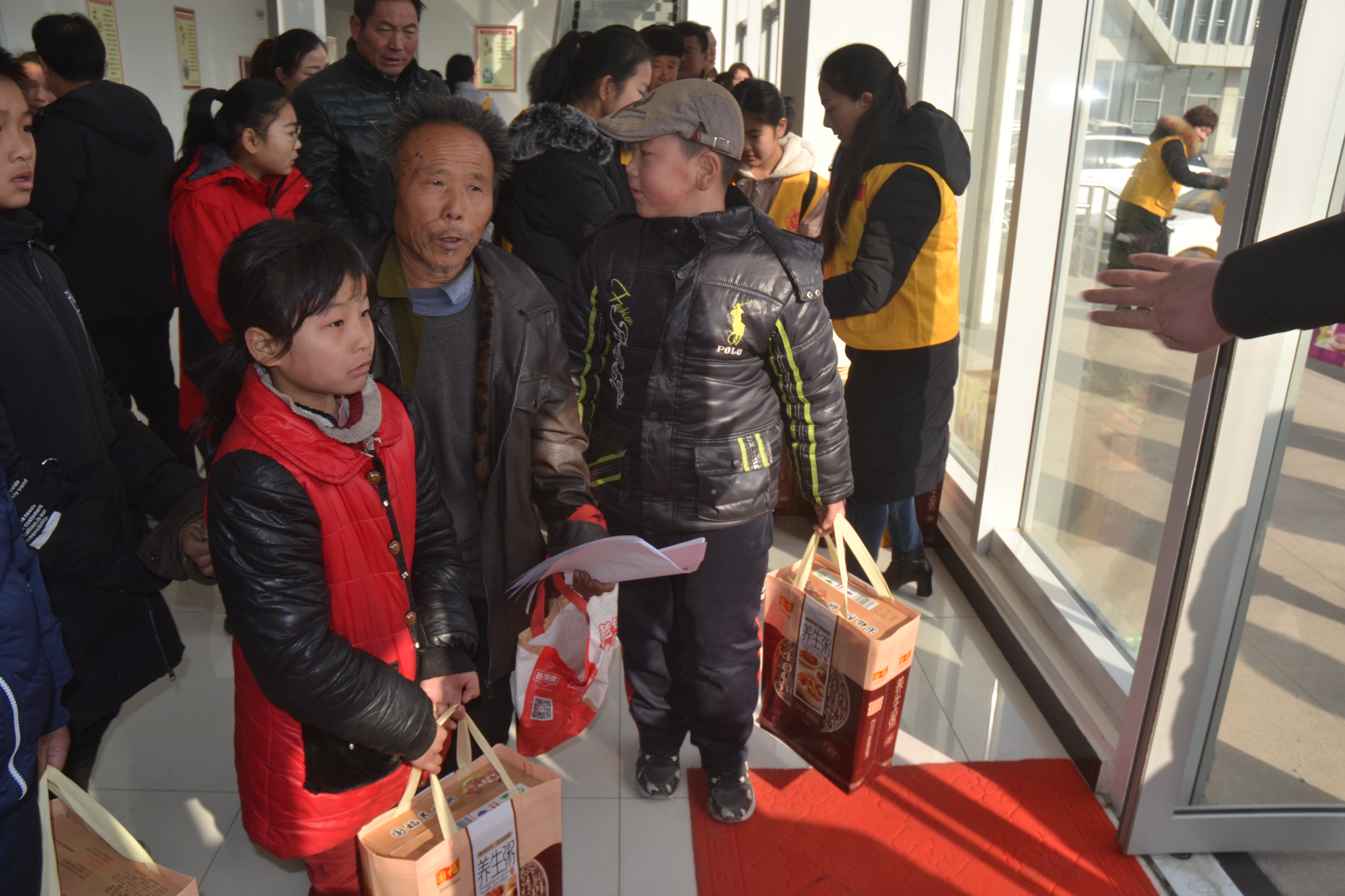 平邑心连心义工联合会“一对一长期帮扶”项目启动签约仪式(图19)