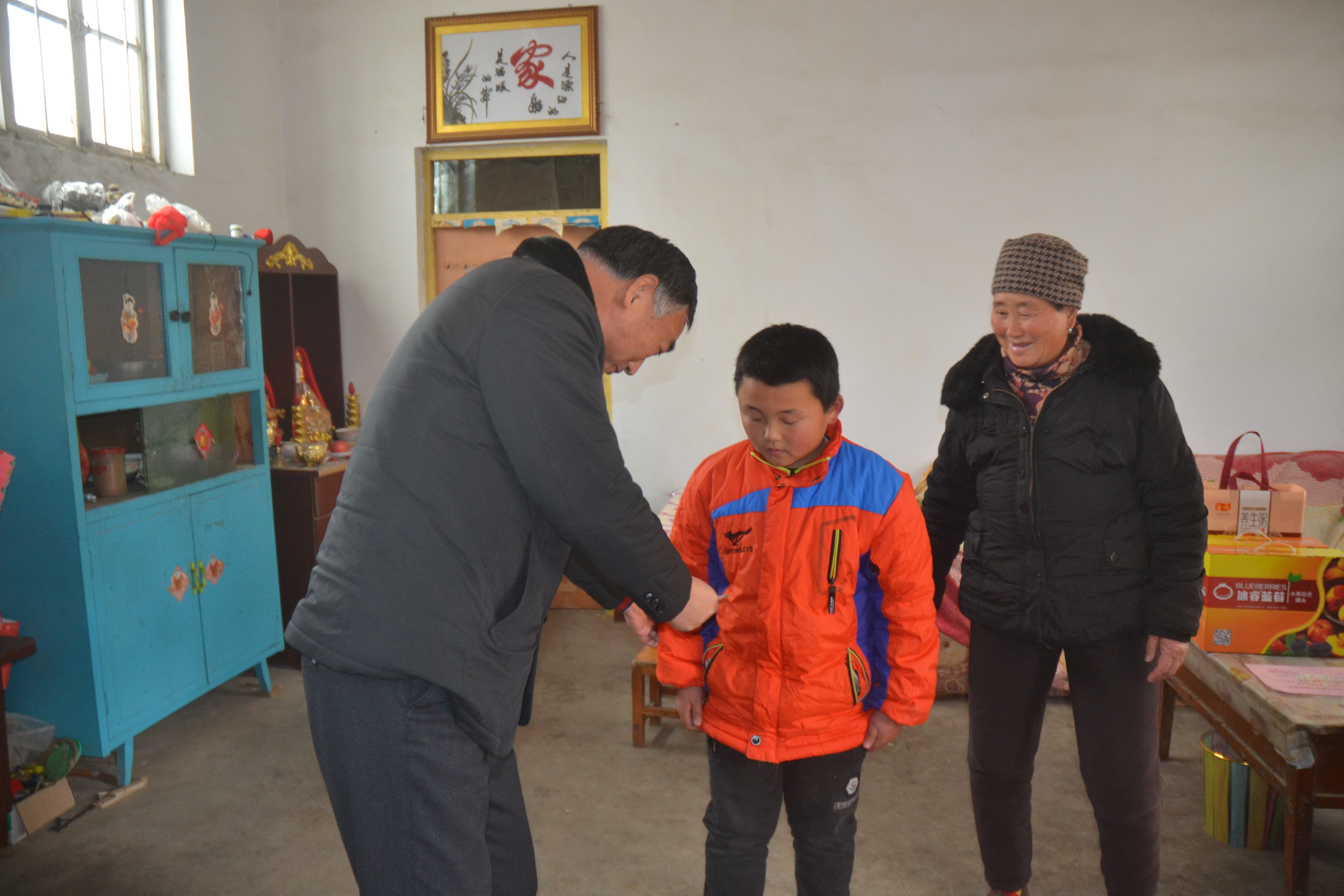 平邑县心连心义工联合会爱心助学第五站(图20)